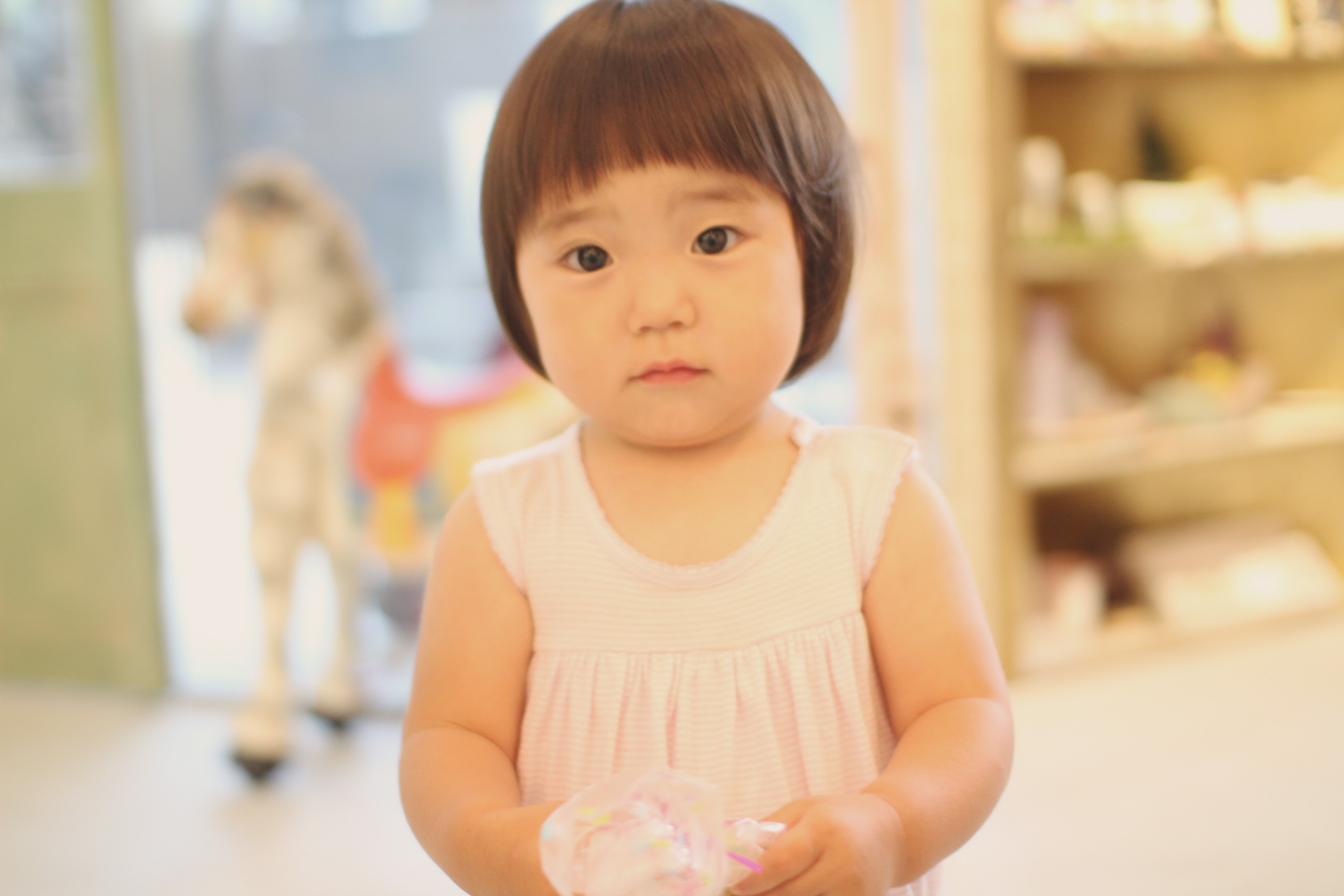 キッズカット 女の子 ショートボブ 豊中市 桃山台の美容室 ネイルサロン Onico オニコ キッズルーム完備