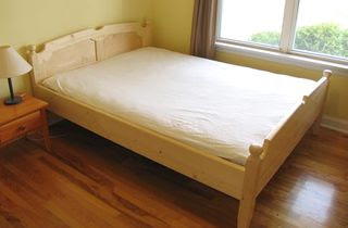 bed_sm.jpg