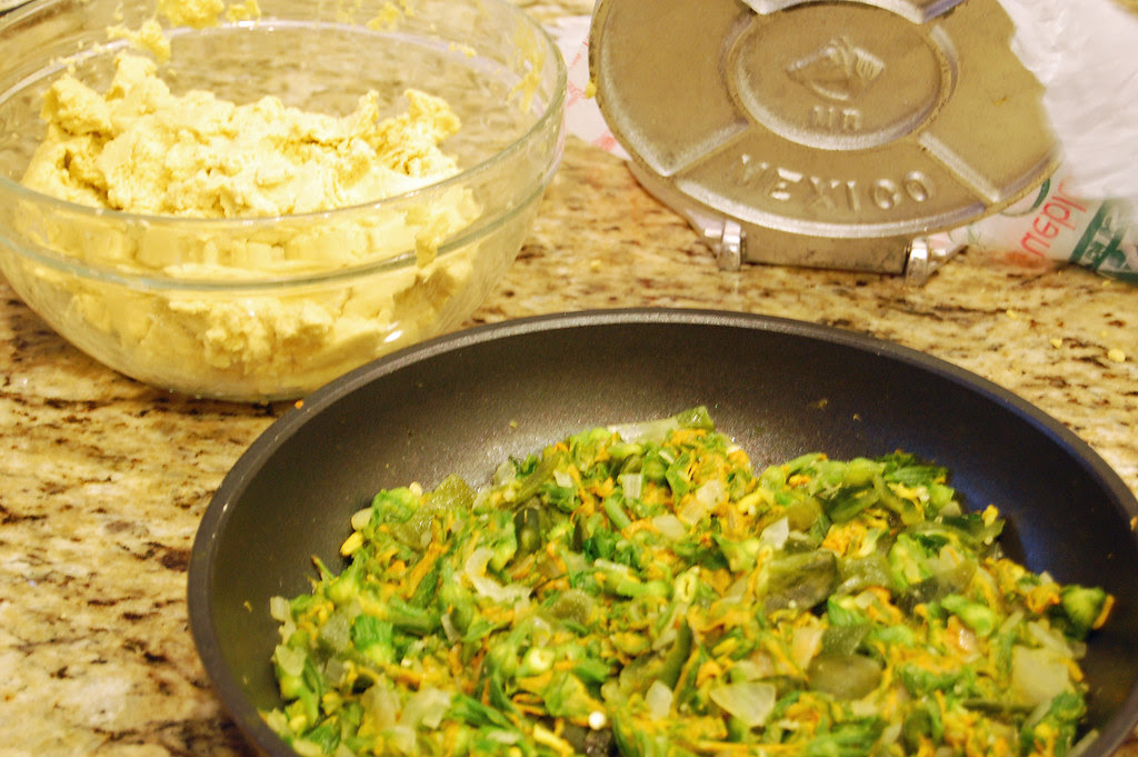 Quesadillas De Flor De Calabaza Squash Blossoms Recipe