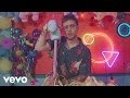 Detrás de escenas + Lyric video de 'Stack It Up'