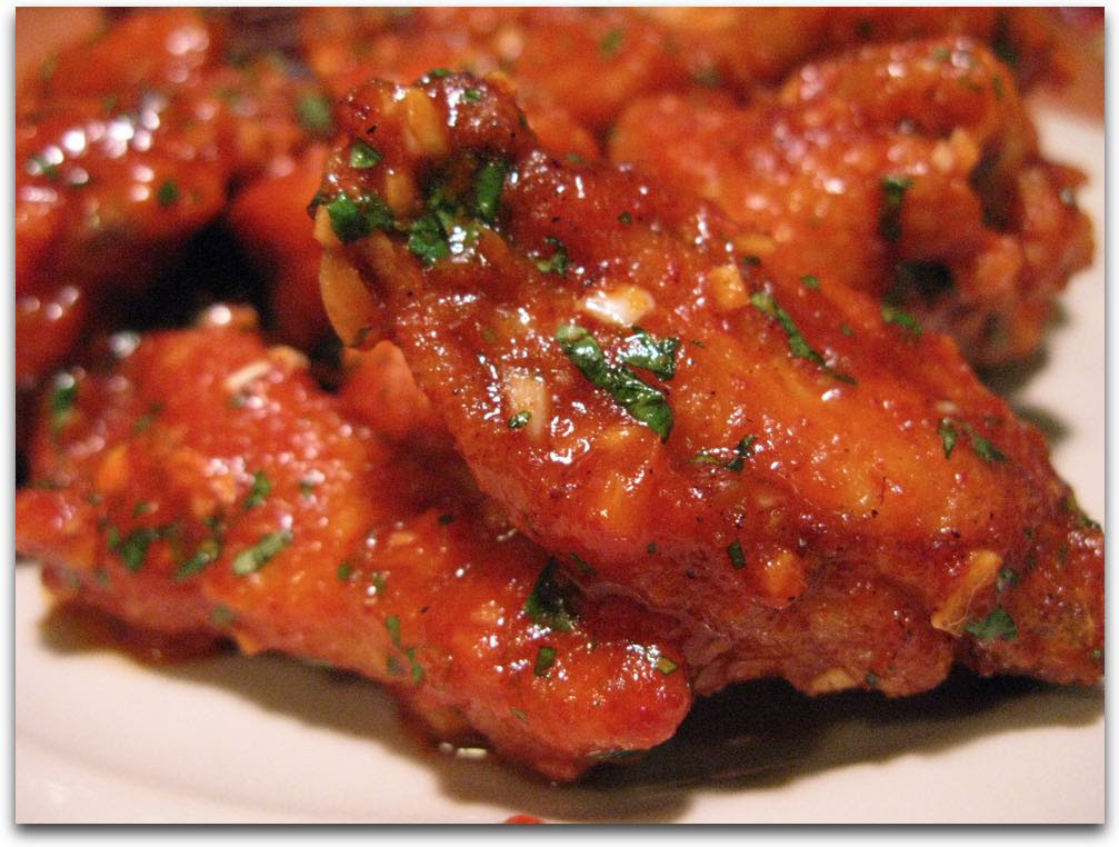 tempeh recipes baked Sriracha HotSauceDaily  Week 2016 Garlic   Wings  Sriracha