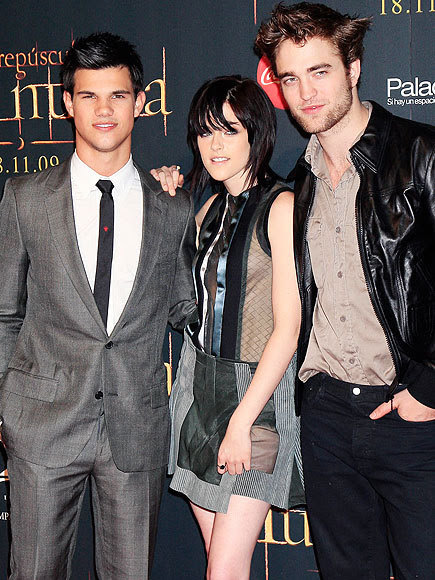kristen stewart and robert pattinson new moon premiere. the New Moon premiere in
