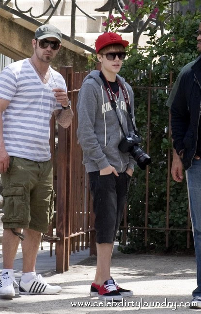 justin bieber eating in israel. Justin Bieber Visiting