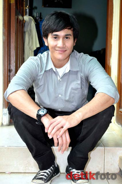 Gambar Vino G Bastian Aktor Cowok Ganteng Indonesia Gambar Vino G Bastian Aktor Cowok Ganteng Indonesia