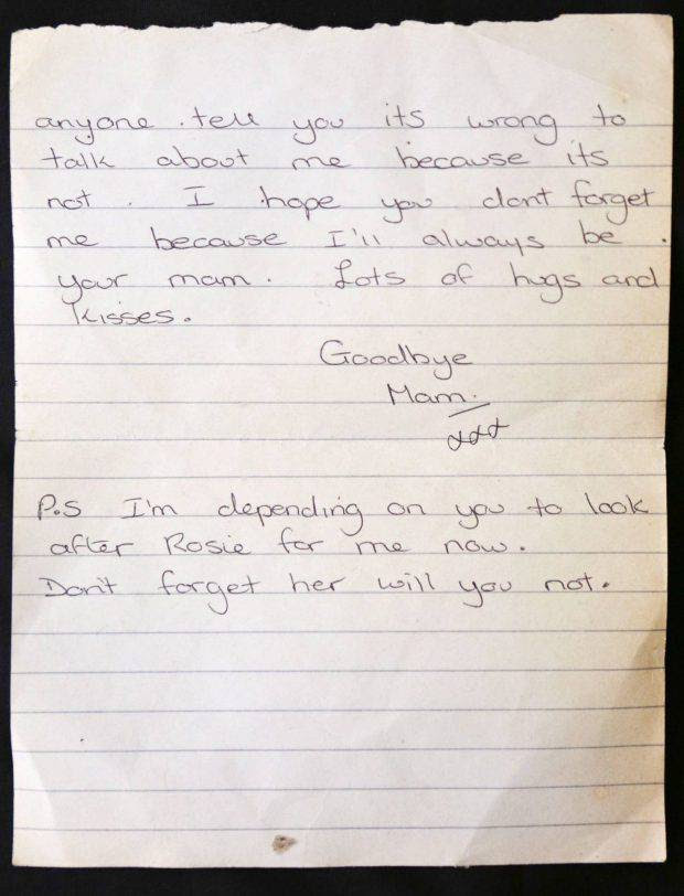 Una mamma morente ha scritto una lettera alla figlia