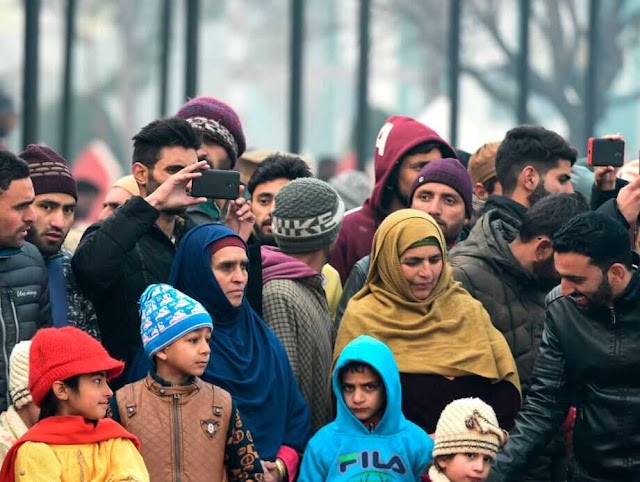 SMS services restored in Kashmir Valley