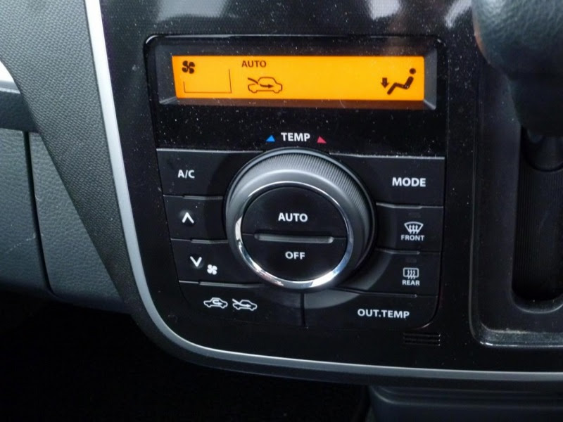車 エアコンランプ 点滅 スマートフォン