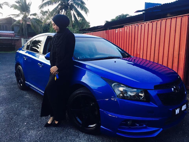 Wanita Ini Sanggup Berhabis Duit Makeup Kereta Mewah Wanita Ini Sanggup Berhabis Duit Makeup Kereta Mewah