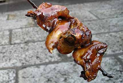 ウズラの丸焼き 伏見稲荷大社 越天楽