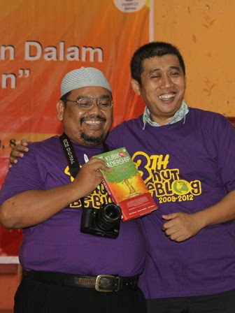Omjay dan Pak Jamil Azzaini