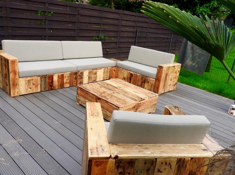 Beautiful Pallet Wood Patio Furniture | Pallet Ideas ...