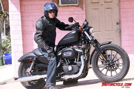 2009 Harley-Davidson Sportster Iron 883 Preview