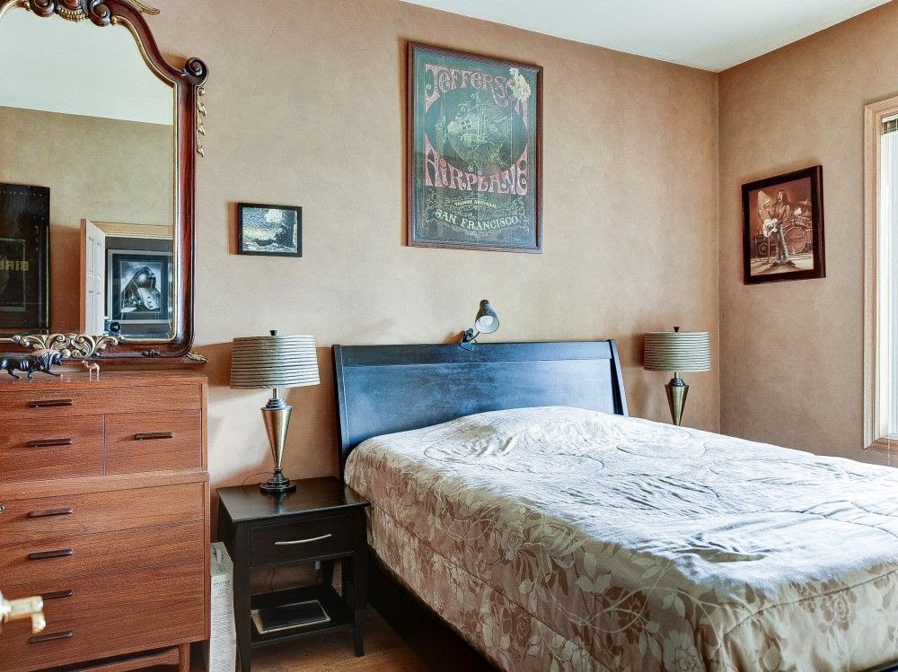 233 clinton street toronto