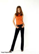 Isla Fisher tight black pants