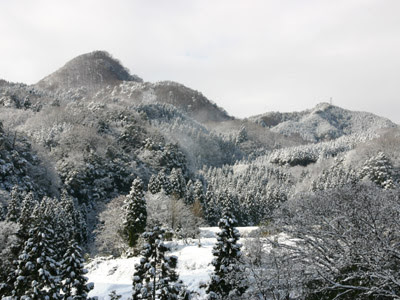 山の雪景色 写真素材無料壁紙