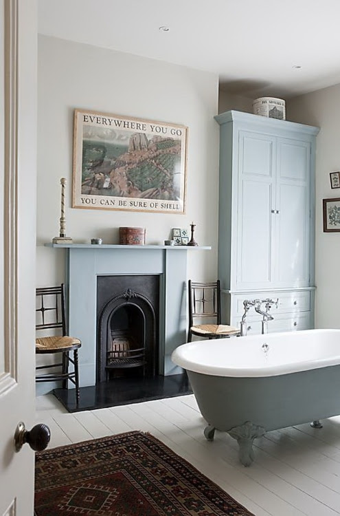 10 dreamiest vintage bathrooms  Decorator\u002639;s Notebook