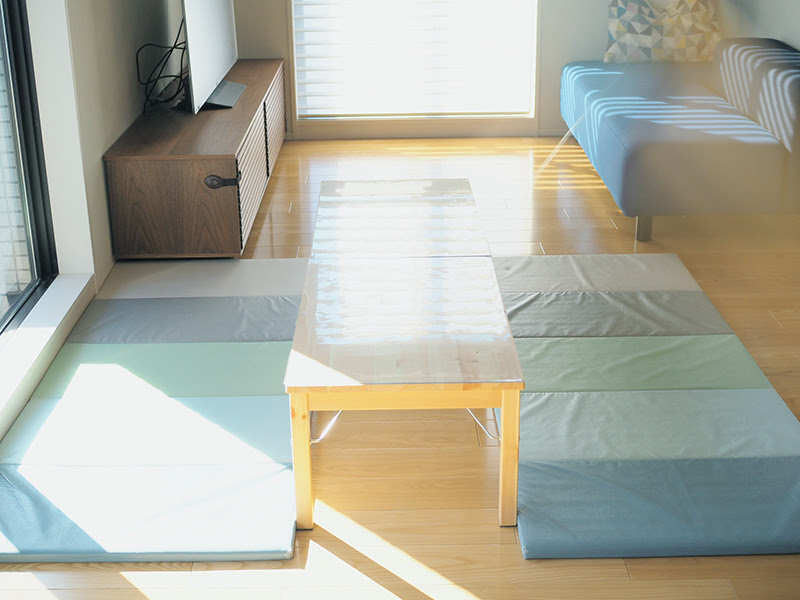 赤ちゃん期に便利 Ikeaの折りたたみジムマット ものとかぞく