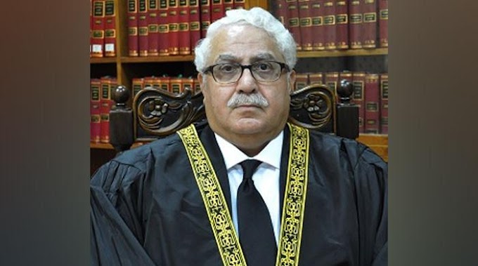 President Arif Alvi accepts Justice Sayyed Mazahar Ali Akbar Naqvi's resignation