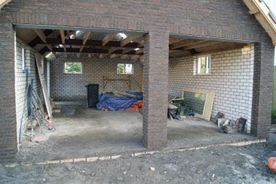 Zelf garage bouwen met sandwichpanelen