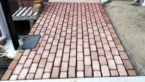 実際より長く見える おすすめレンガの並べ方 庭diy