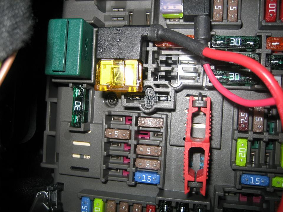 Bmw e90 fuse 56