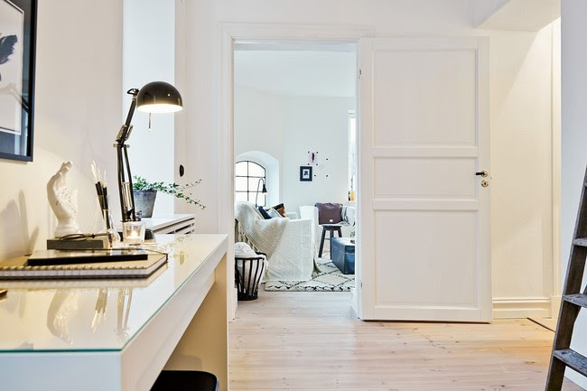 Ngôi nhà thiết kế theo phong cách Scandinavia nhưng biết phá cách vô cùng tinh tế tạo vẻ đẹp miễn chê - Ảnh 11.
