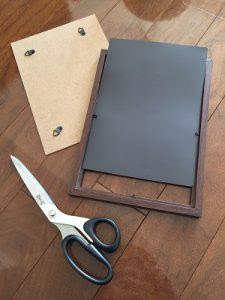 100均 マグネット式ブラックボード ダイソー を簡単おしゃれにdiy 自分ハック
