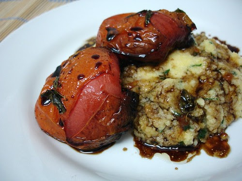 Parsley polenta with balsamic tomatoes