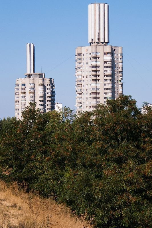 edificios-comunistas-6