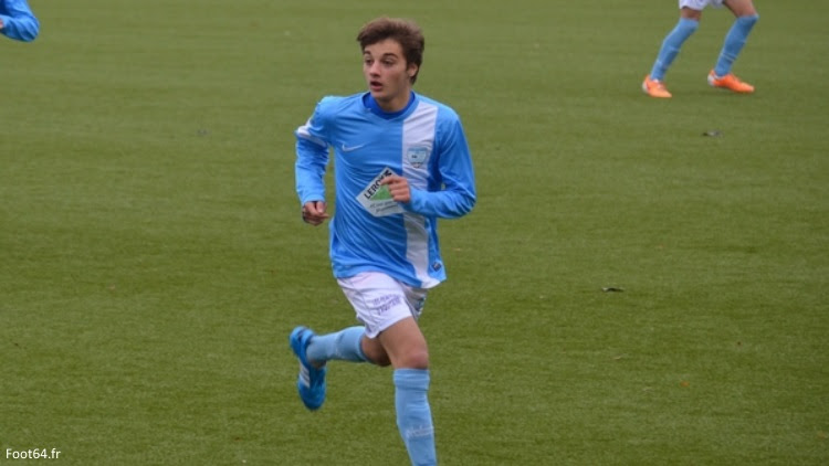 Resultado de imagem para AVIRON BAYONNE FOOTBALL