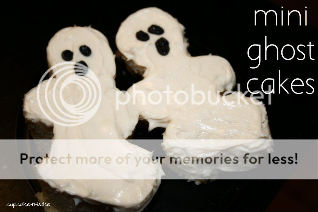 Mini Ghost Cakes