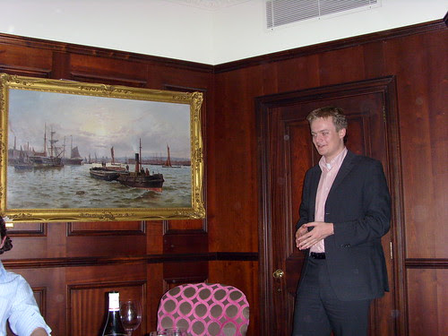 SI850072.JPG