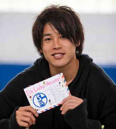 プレー中も魅力的 内田篤人選手の髪型に注目が集まっています エントピ Entertainment Topics