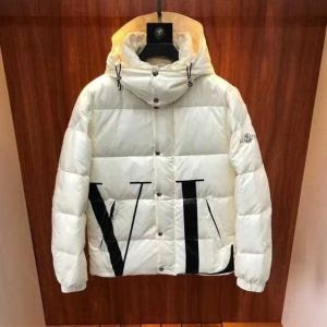人気売れ筋商品 素晴らしい新作 ダウンジャケット メンズ Moncler モンクレール 今話題の最新作 Bf18mon Men041 ブランド スーパーコピー 優良店