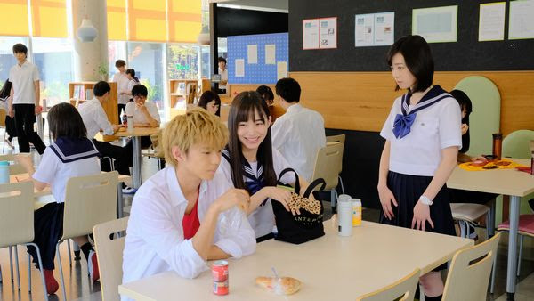 福原遥 佐藤大樹w主演 映画 ４月の君 スピカ 酒井美紀 大谷亮平が友情出演決定 新規劇中場面写真も解禁 Astage アステージ