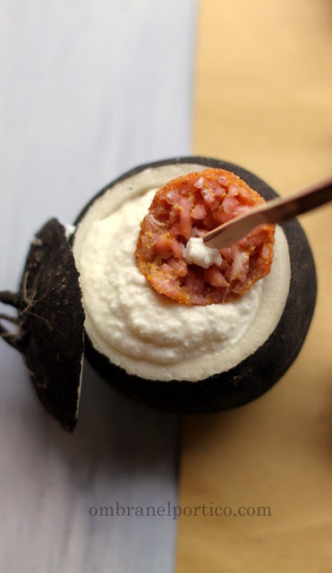 Arancini con rapa rossa e crema di rapa nera