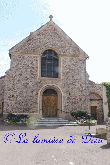 Villerest, église Saint Priest