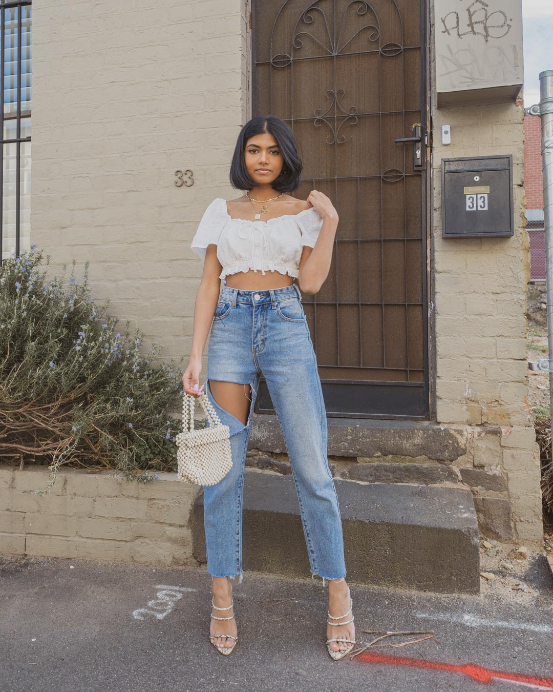 OOTD Pose Repeat OOTD Pose Repeat