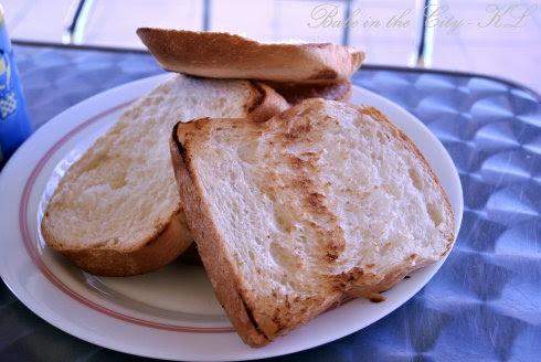 Hatter's Cafe & Bakerie - white fluffy bread