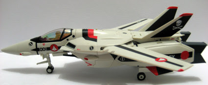 Yamato 1/60 VF-1S Valkyrie Hikaru Ichijo DYRL
