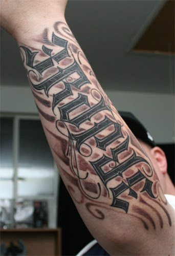 arabic tattoo letters. hidden letter tattoo arabic