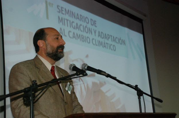 en reemplazo de Pratto, renunciado por "razones personales"