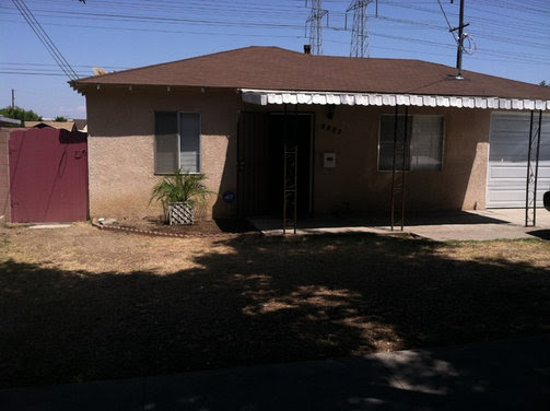 Add Curb Appeal to Plain Mid century Stucco Ranch - Houzz