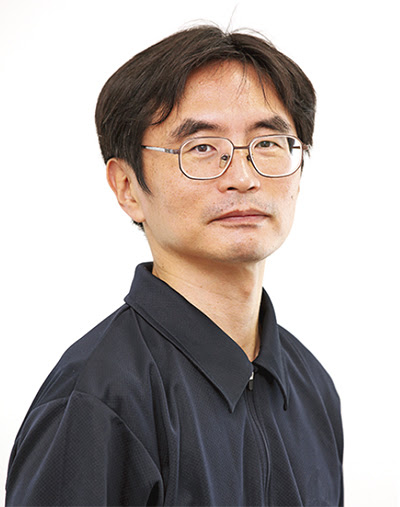 平塚おんな探偵の事件簿 シリーズ第２巻発売 東川篤哉さんインタビュー 平塚の街をライオンが駆ける 平塚 タウンニュース