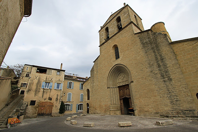 Cucuron7