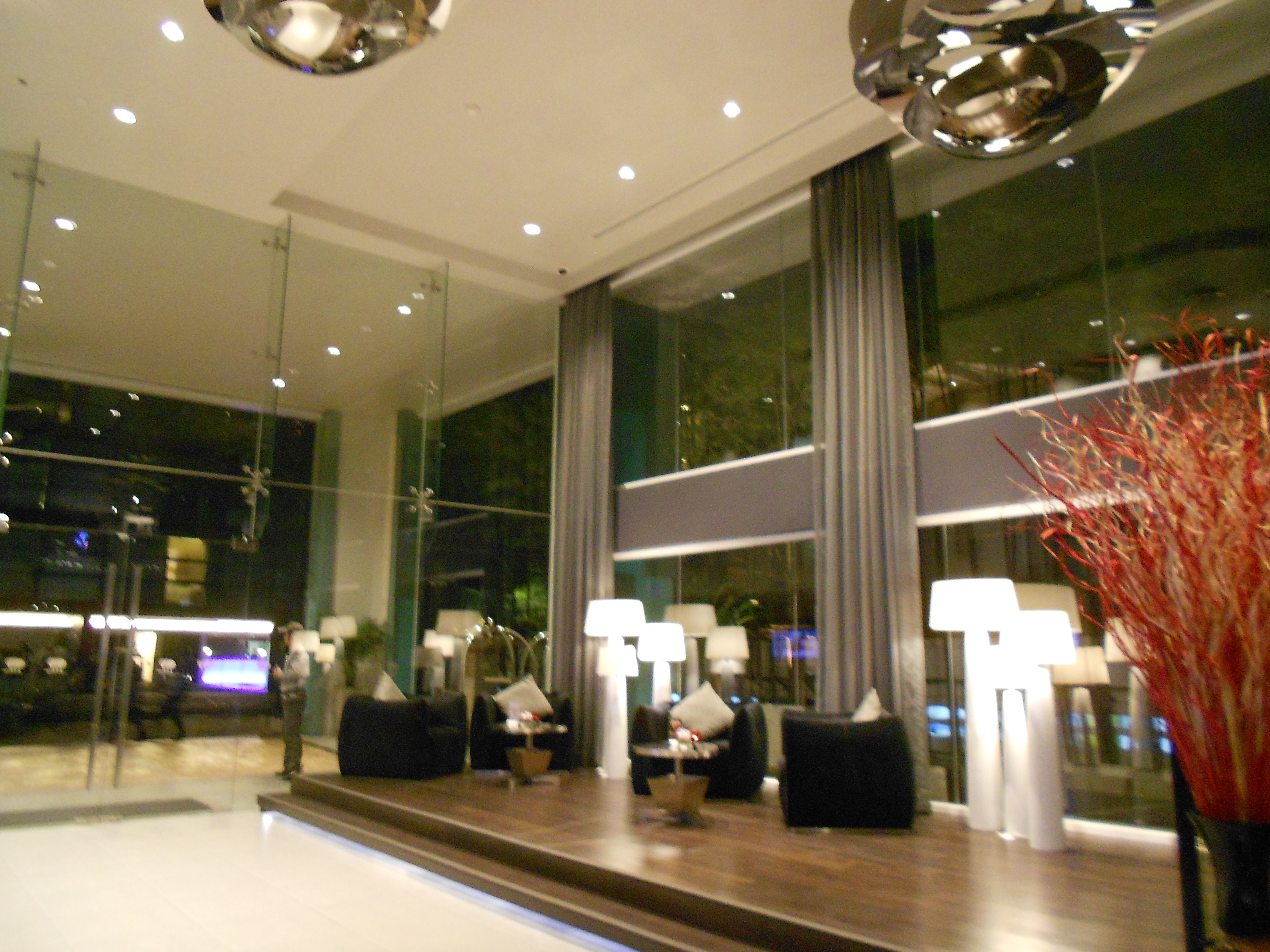 Hotel Review Park Plaza Bangkok Soi 18 Angelina Travels