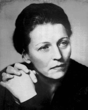 pearl buck piece