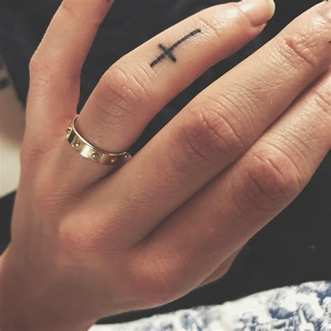 cross finger tattoo tattoos finger tattoos tattoos