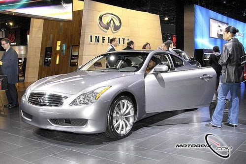 Infiniti - Nissan's Luxury Car Line 2010