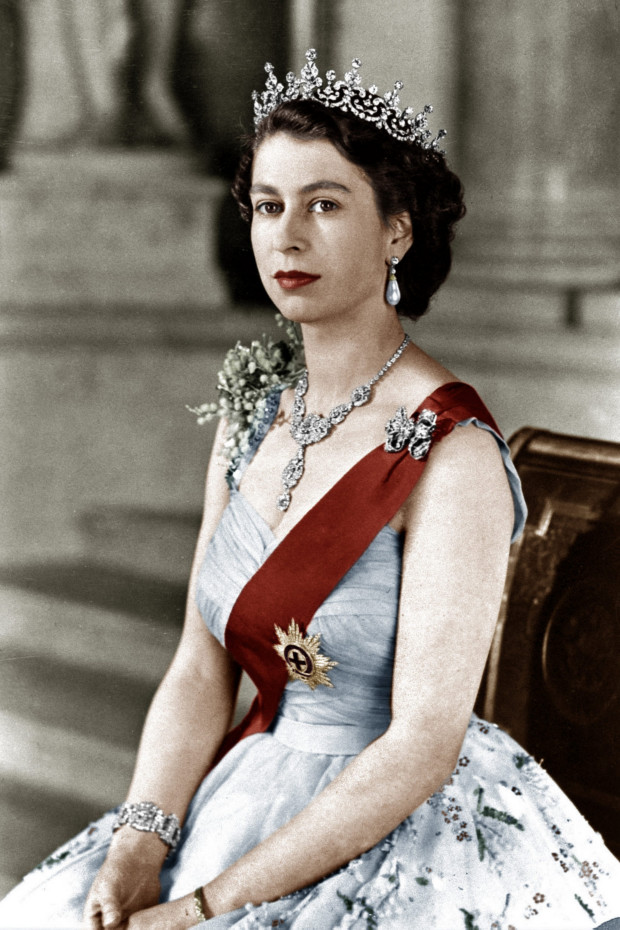 Very Best Young Queen Elizabeth 620 x 930 · 892 kB · png